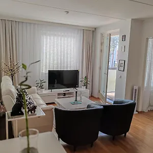 Lovely Near The Beach Apartment Helsinki