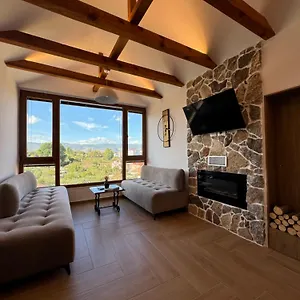 Emante Villa