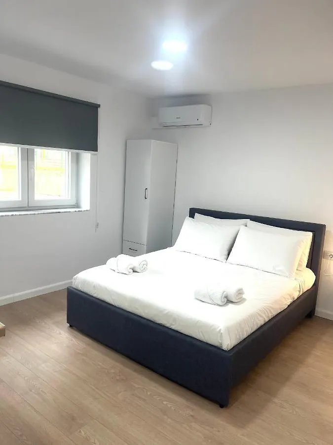 Viva Apartments Përmet 0*,  Albania